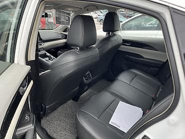 Dongfeng: Dongfeng : 2022 г., Автомат, Электромобиль, Седан — 7