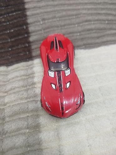 Искусство и коллекционирование: Набор машинок Hot Wheels - Красный спорткар Hot Wheels: литой — 1