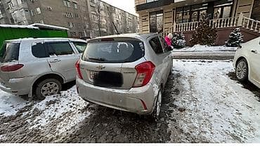 Chevrolet Spark: 2019 г., 1 л, Автомат, Бензин, Хэтчбэк