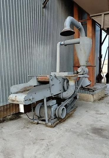 машинка для ковра: Щепорезный станок (дробилка древесины) с ленточным подающим — 1