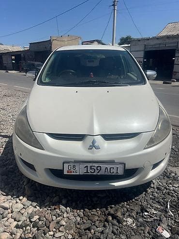 Mitsubishi Grandis: 2003 г., 2.4 л, Автомат, Бензин, Минивэн
