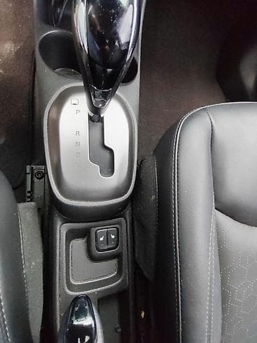 mazda cronos: Chevrolet Spark: 2017 г., 1 л, Автомат, Бензин, Хэтчбэк — 10