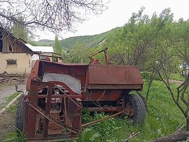 Тюкопрес-подборщик ППР-0,5 Описание: - Прицепной тюкопрес для сена и