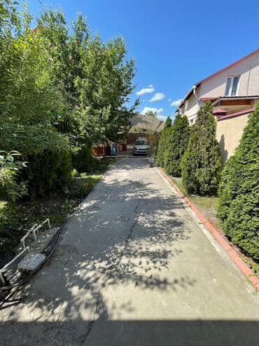 квартира бишкек дом: Дом, 220 м², 8 комнат, Собственник — 4