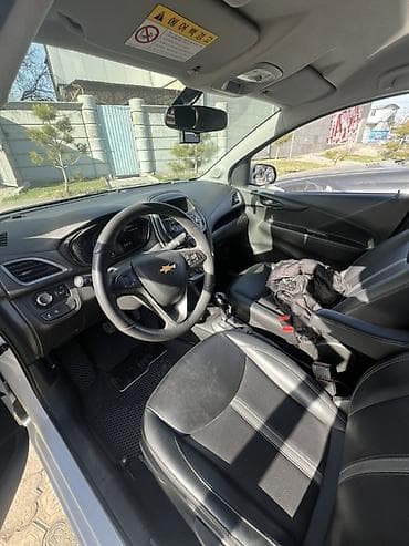 eclipse cross: Chevrolet Spark: 2020 г., 1 л, Вариатор, Бензин, Хэтчбэк — 5