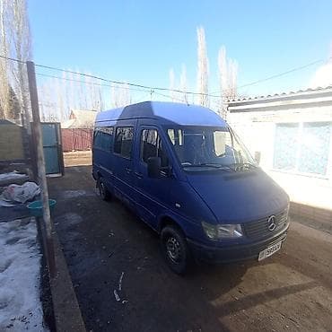 highlander 2012: Пассажирский микроавтобус Mercedes-Benz Sprinter (длинная база — 1