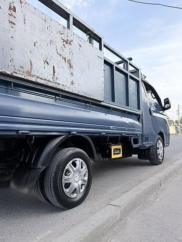 бампер e60: Легкий грузовик, Hyundai, Стандарт, Б/у — 5