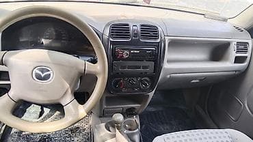 Mazda Demio: 2000 г., 1.5 л, Механика, Бензин, Хэтчбэк — 5
