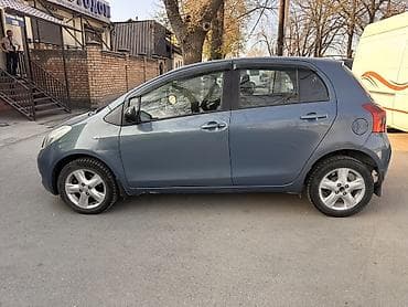 bid e2: Toyota Yaris: 2008 г., Хэтчбэк — 4
