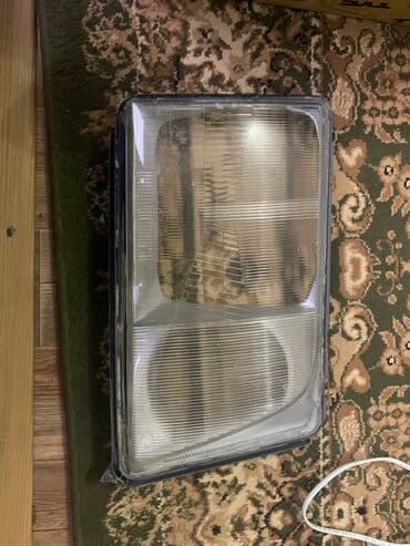 стеклянные вазы для декора: Переднее правое Mercedes-Benz, Новый, Оригинал — 1