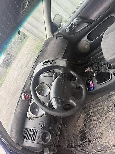 фольксваген: Volkswagen Polo: 1997 г., Хэтчбэк — 4