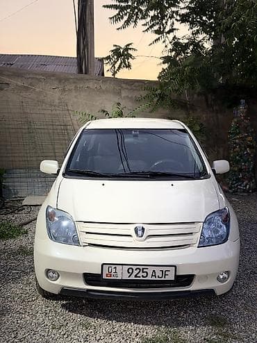 руль левый: Toyota Ist: 2004 г., 1.5 л, Автомат, Бензин, Фастбек — 1