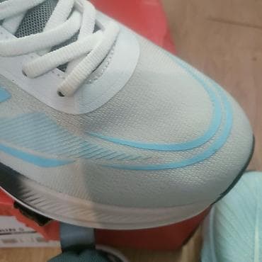 женский красофка: Мужские кроссовки, 43, Новый, цвет - Серый — 3