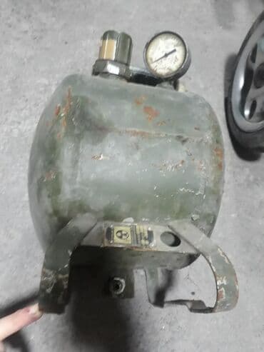 инструменты для велосипеда: Ключ диаметрический 500с, бак для прокачки тормоза 1000сом,редуктор — 5