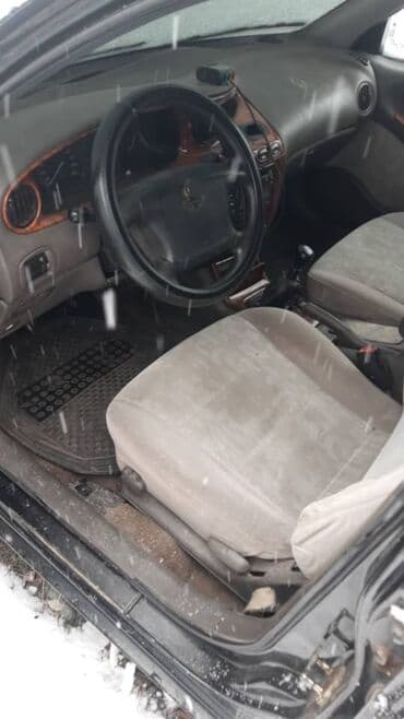 Daewoo Leganza: 2000 г., 1.5 л, Механика, Бензин, Седан