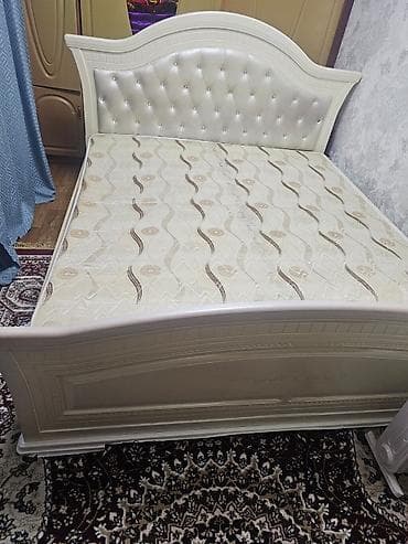 Двуспальная кровать с высоким изголовьем - Размер спального места