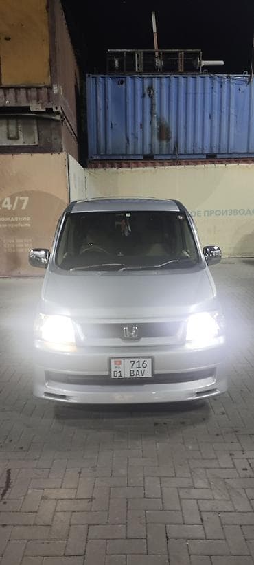 step rf1: Honda Stepwgn: 2002 г., 2 л, Бензин, Минивэн — 4