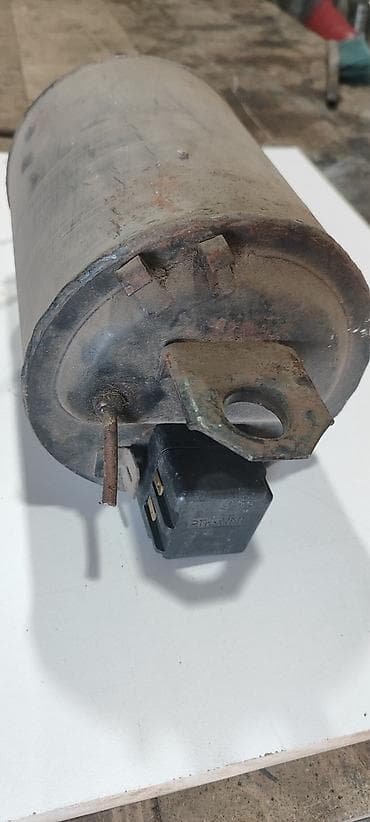 продаю кислородный балон: Бак, Металл — 3