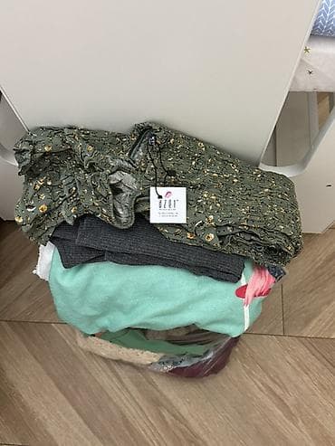 немецкие: Отдам вещи женские подойдут подросткам - мололым девченкам размер — 1