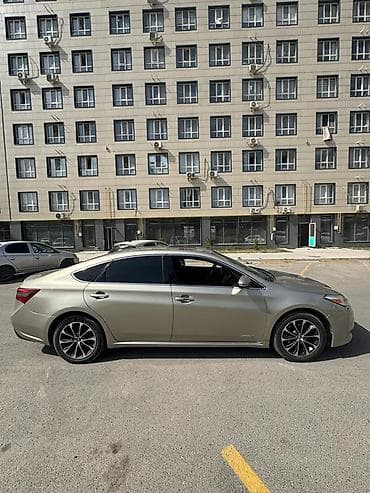 subaru 2016: Toyota Avalon: 2016 г., 2.5 л, Вариатор, Гибрид, Седан — 3
