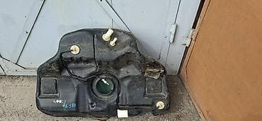 Топливные баки: Топливный бак Mazda Б/у — 1