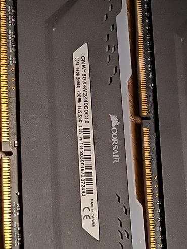 hyper x cloud: Оперативная память (RAM) для ПК, Б/у, Corsair, 16 ГБ, DDR4, 4000 МГц — 2