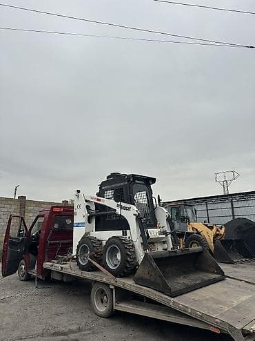 Услуги экскаватора: 🚜 Услуги мини-погрузчика Bobcat • Подметание территории (щетка) • — 1