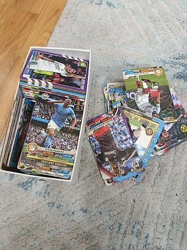 city: Футбольные карточки 300-400штук есть легендарные футболисты есть — 3