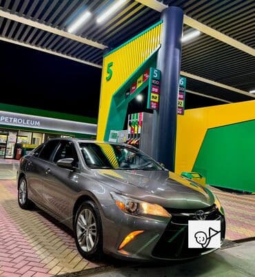 купить тойоту альфард в рассрочку в бишкеке: Toyota Camry: 2017 г., 2.5 л, Автомат, Бензиновая — 1