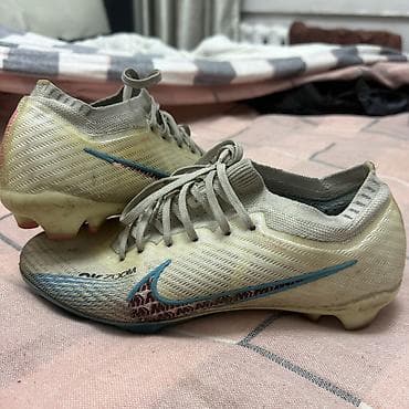 Спорт и хобби: Футбольные бутсы Nike Mercurial с технологией Air Zoom. - Модель — 4