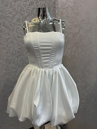 Платье-коктейль с корсетным лифом и пышной юбкой до колена. - Два — 5