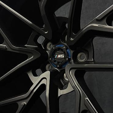 20: Диски R 20 BMW, Комплект, отверстий - 5, Новый — 4