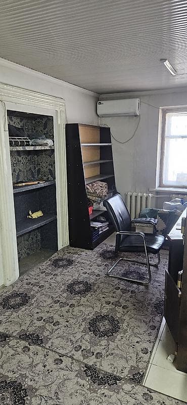 Торговое оборудование: СДАЮ Обменный пункт валют. Особенности: - Вывеска и информационное — 5