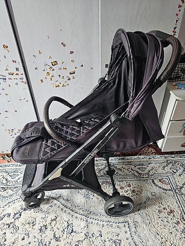 easy walker: Коляска сатылат абалы орто 1000 сом бүктөлөт адрес Баха Гагарина — 1
