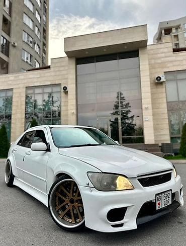 Toyota Altezza: 2003 г., 2 л, Автомат, Бензин, Седан