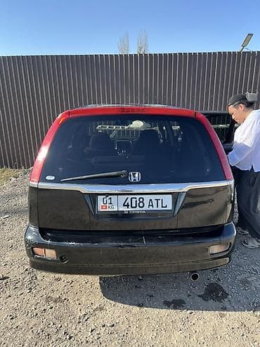 Honda Stream: 2001 г., 2 л, Автомат, Бензин, Минивэн — 3