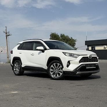 rav4: Toyota RAV4: 2021 г., 2 л, Автомат, Бензин, Кроссовер — 2
