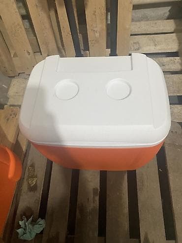 mini refrigerator: Портативный термоконтейнер на колёсах с выдвижной ручкой. - Объем — 6