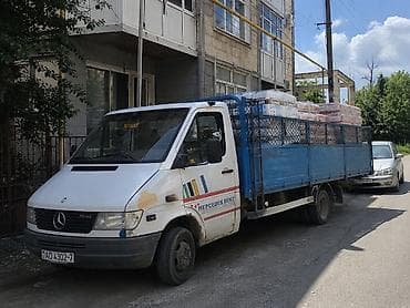 s 70: Грузоперевозки на бортовом Mercedes-Benz - Бортовой грузовик с — 1