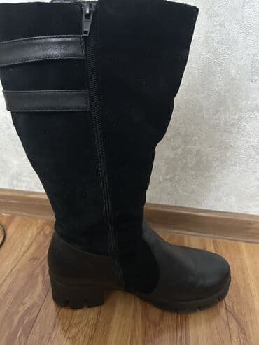 Продаю зимние сапоги Размер 38 Турция, комбинированные- кожа + замша