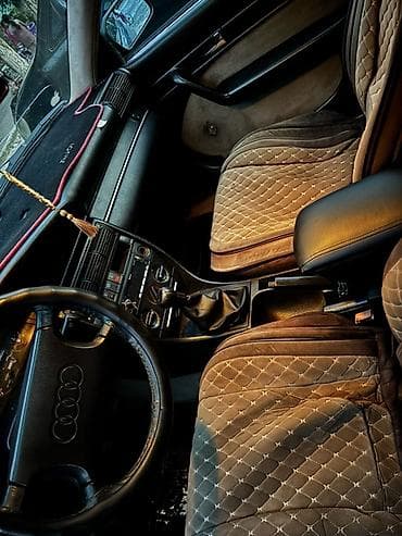 Унаа: Audi 100: 1990 г., 2.3 л, Кол менен иштөөчү, Бензин, Седан — 8