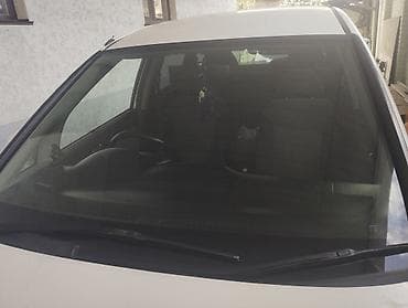 1: Honda Stream: 2003 г., 1.7 л, Автомат, Бензин, Минивэн — 8