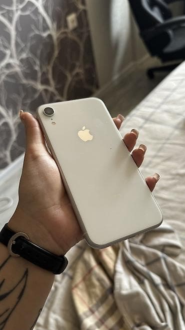 pixel 3: IPhone Xr, Б/у, 32 ГБ, Белый — 1