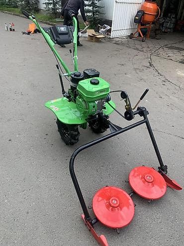 Мотоблок 7.5 л.с 2скорость вперед 1скорость назад Размер колесо 0,10