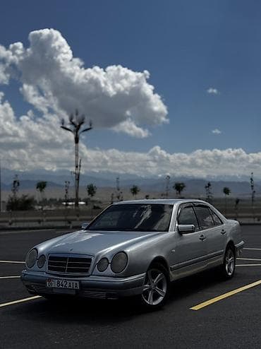 варият машина: Mercedes-Benz E-Class: 1998 г., 2.3 л, Механика, Бензин, Седан — 4