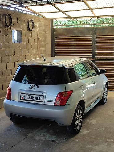 Унаа сатуу: Toyota Ist: 2003 г., 1.5 л, Автомат, Бензин — 2