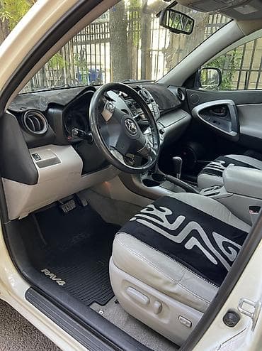 4: Toyota RAV4: 2008 г., 2.4 л, Автомат, Бензин, Кроссовер — 9