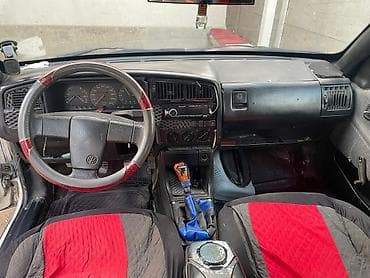 Унаа сатуу: Volkswagen Passat Variant: 1989 г., 1.8 л, Кол менен иштөөчү, Бензин, Универсал — 4