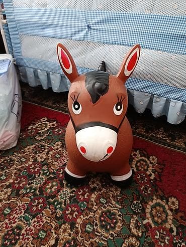 52 54: Продается резиновый ослик. Цена 500 сом — 1