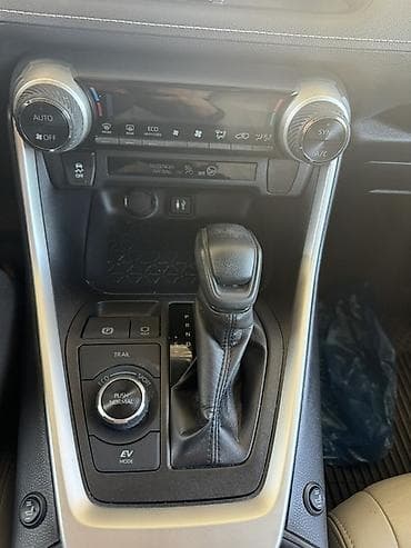 продаю lexus 330: Toyota RAV4: 2019 г., 2.5 л, Автомат, Гибрид, Кроссовер — 5